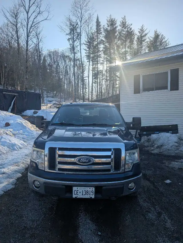 2010 Ford f150 xlt - Photo 3