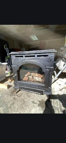 Gas fireplace for sale. Excellent condition, Dutch mould design.