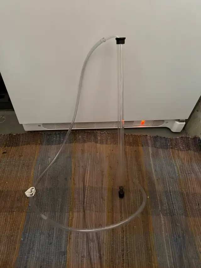 Siphon- beer or wine