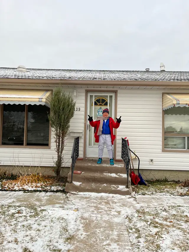 Main floor room for rent $450/All included - Photo 2