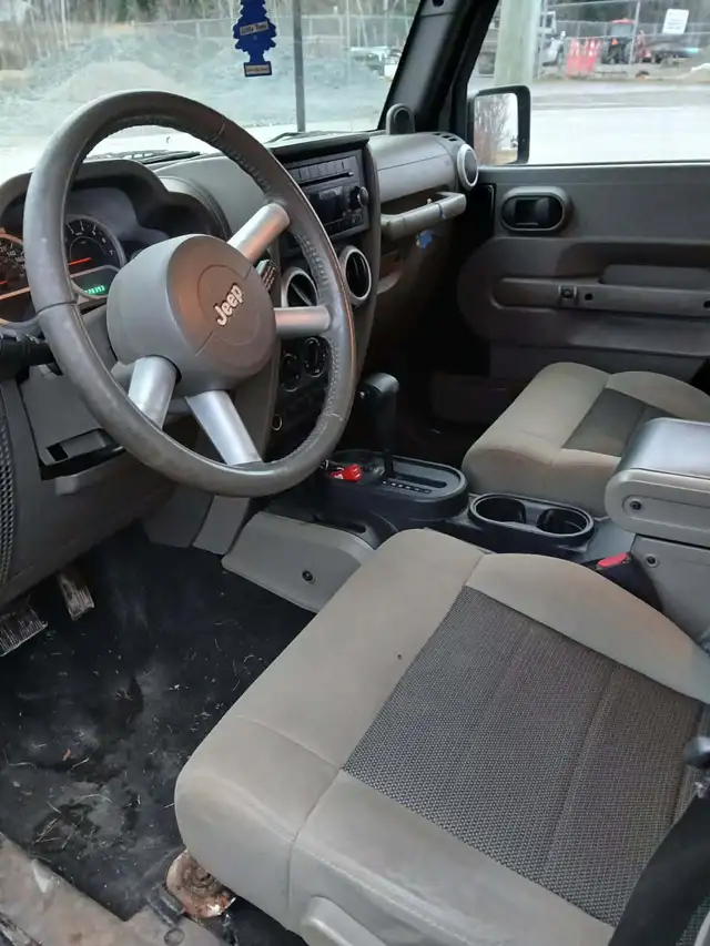 2010 jeep wrangler sahara