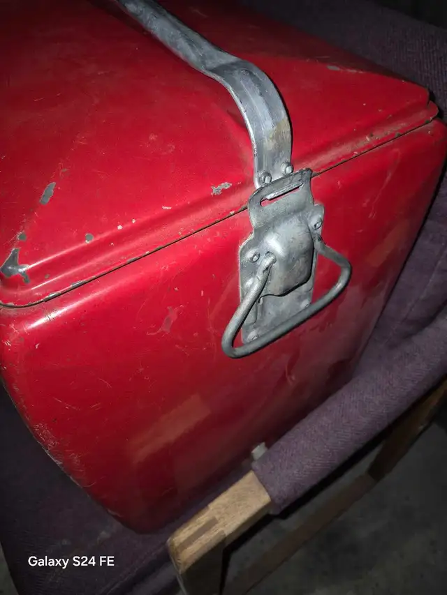 vintage French Canadian Coca-Cola cooler - Photo 5