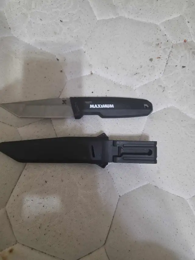 Utility knife I guess you can call it