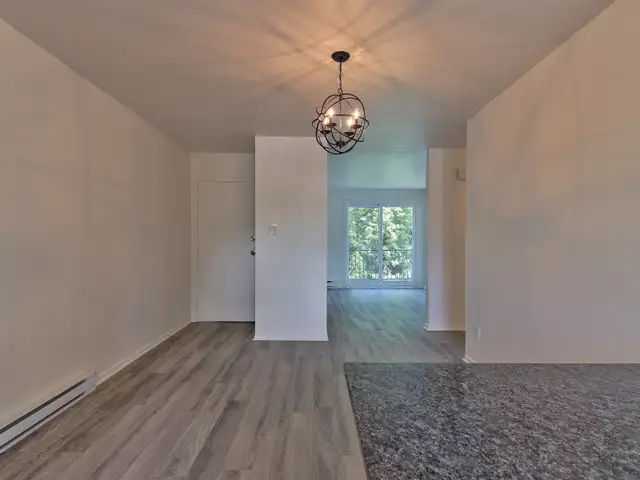 4 1/2 Style-Condo rénové à Mirabel (St-Janvier) - Juillet - Photo 3