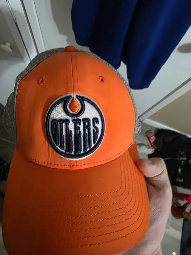 Oilers hat