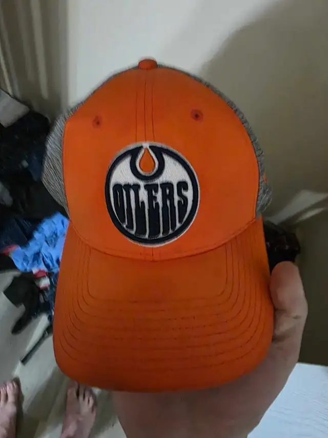 Oilers hat - Photo 3