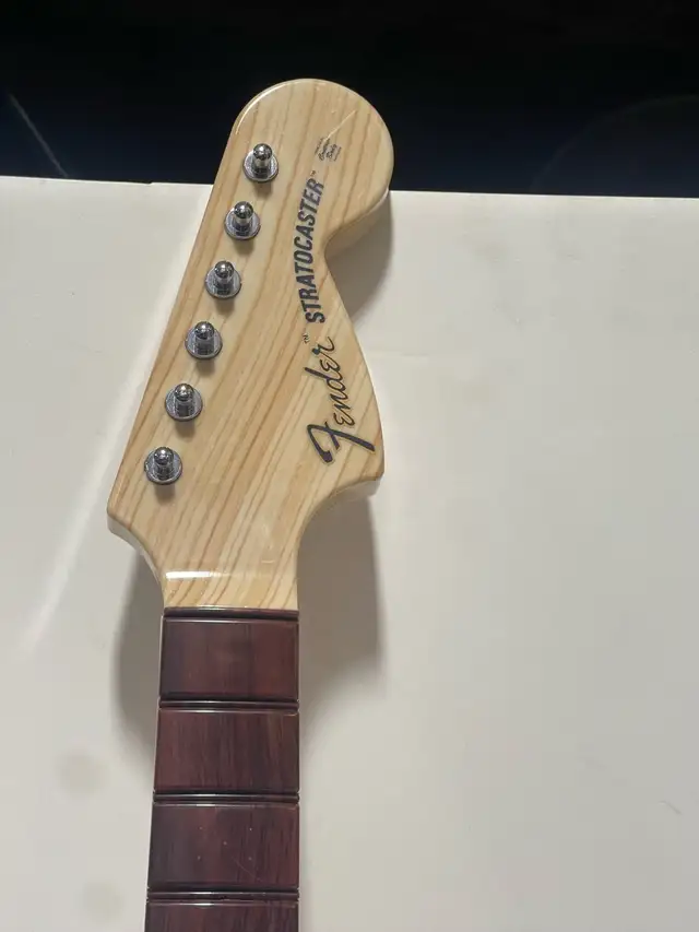 Fender Stratocaster RockBand Guitar - Photo 2