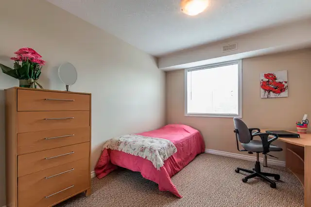 ROOMS FOR RENT - SUMMER - NEAR UNIVERSITY - Photo 2