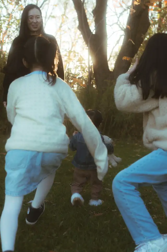 $100 Mother's Day Mini Photo Shoot- April 25/26 - Photo 2