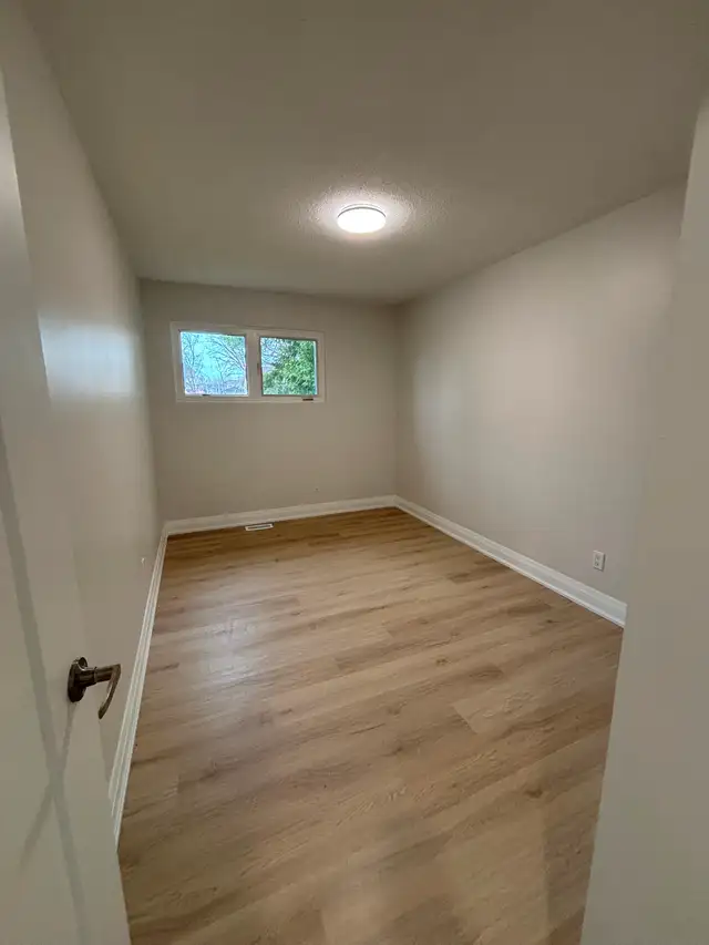 NEWLY RENOVATED- FULL HOME (3   2 BEDROOMS, 2 BATH, 2 KITCHENS) - Photo 6