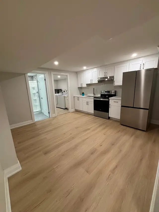 NEWLY RENOVATED- FULL HOME (3   2 BEDROOMS, 2 BATH, 2 KITCHENS) - Photo 9