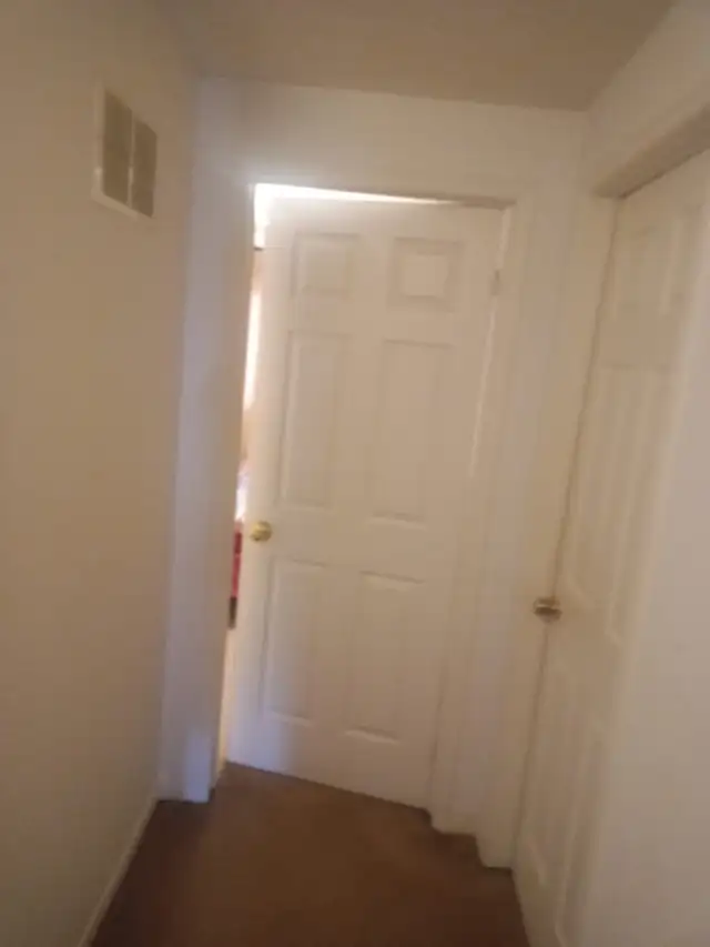 A Lovely One bedroom home in Scarborough- Month to Month Flexibi - Photo 2