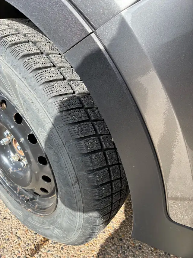 2013 Hyundai Santa Fe LTD - Photo 3