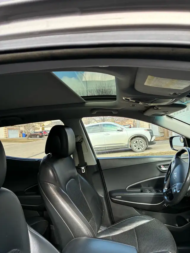 2013 Hyundai Santa Fe LTD - Photo 7