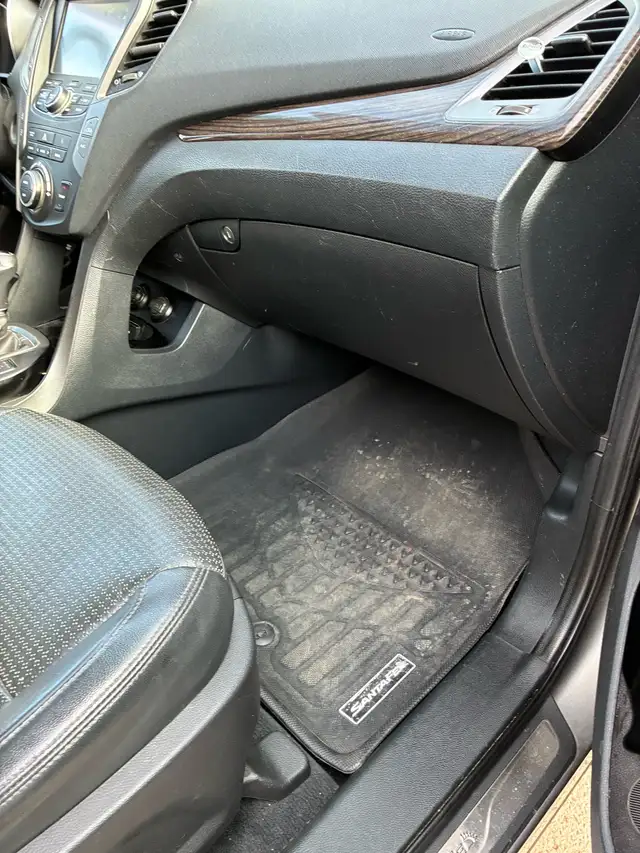 2013 Hyundai Santa Fe LTD - Photo 8