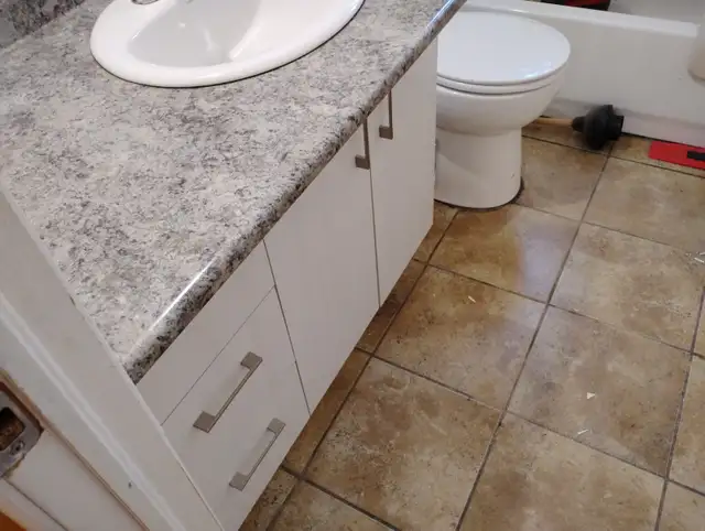 5 et demi avec GARAGE ET STATIONNEMENT A MONTREAL - Photo 4