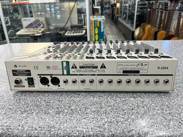 Wharfedale Pro R-2004 Mixer 16 Channel - Photo 2