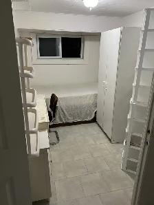 A Cozy Furnished room All-inclusive Leslie & Finch area 1 bus to