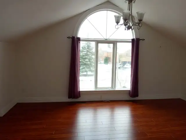 Caledon 5 2 bedrooms,lots parking,pool,ravine - Photo 7