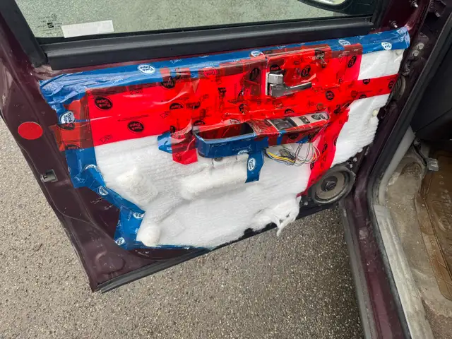 2009 Pontiac Montana - Photo 8