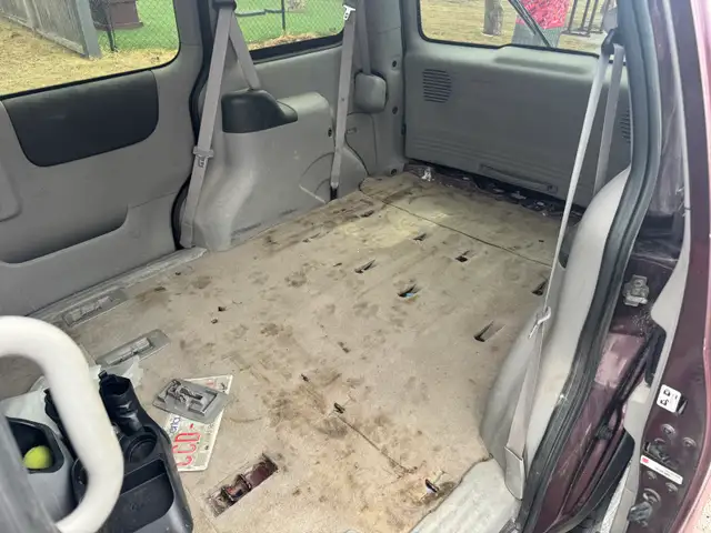 2009 Pontiac Montana - Photo 9