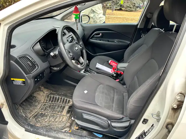 2013 KIA Rio - Photo 6