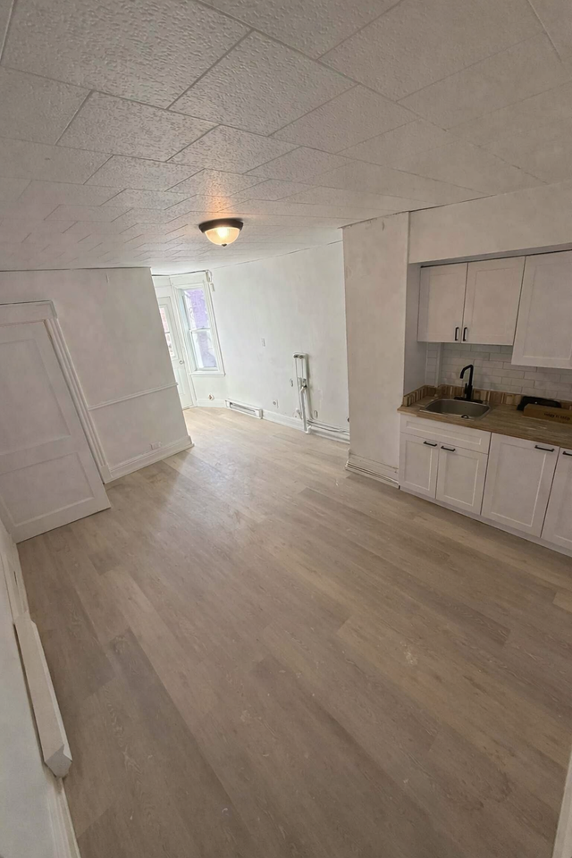 5 1/2 rénové au centre-ville  - 3 MOIS GRATUITS !