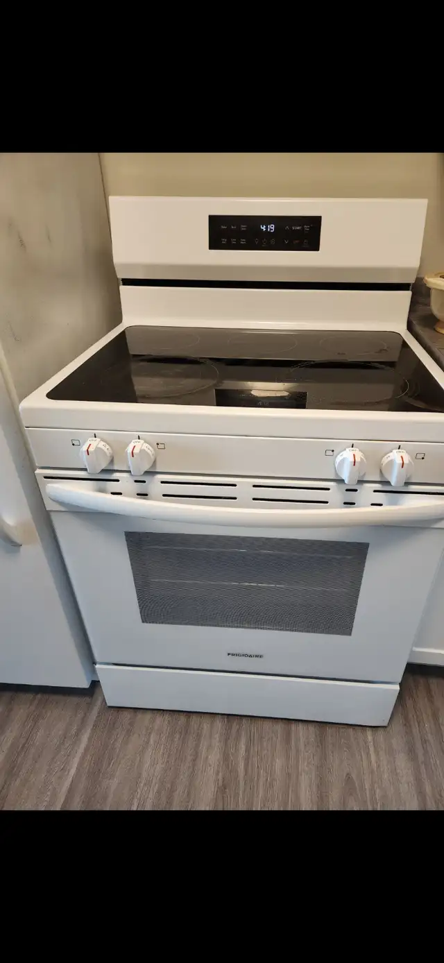 One Bedroom Apartment Including utilities $1399. From April 15th - Photo 8