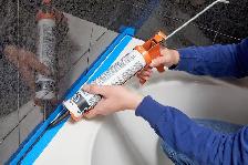 Bathtub Re-Caulking (New Caulking Applied)