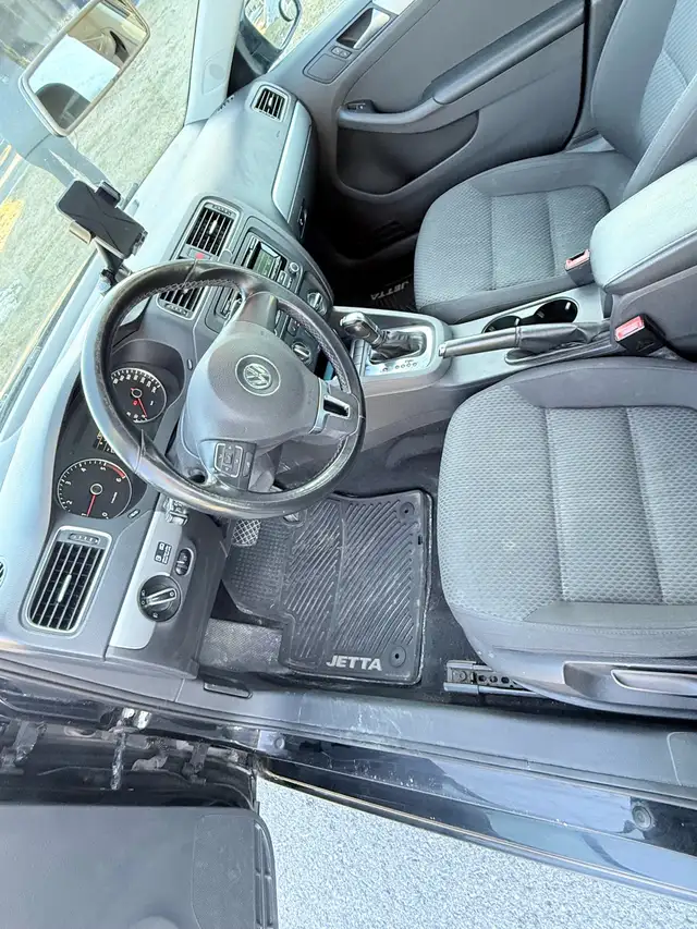 Volkswagen Jetta  TDI - Photo 5