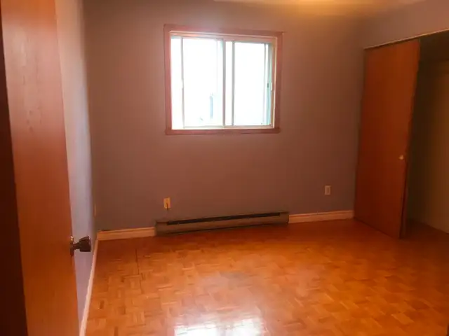 Rare Waterfront(1 min)  Lachine West duplex first floor $2150 - Photo 3
