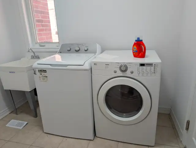 Private room for rent in shared basement appartment - Photo 2