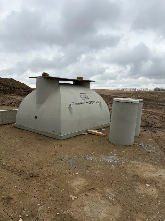 Septic tank - Photo 2