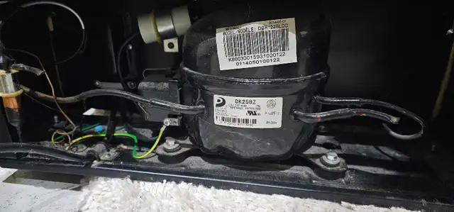 Danby Mini Fridge for sale - Photo 6