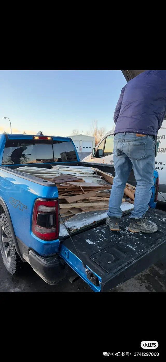 Affordable Junk Removal & Small Moving (Same Day Available)