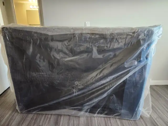 Queen size Matress 14inch and wooden box. Onesingle Matress $700 - Photo 2