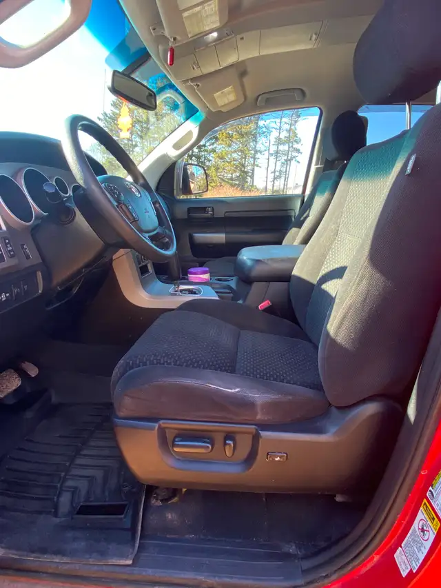 2011 Toyota Tundra - Photo 7