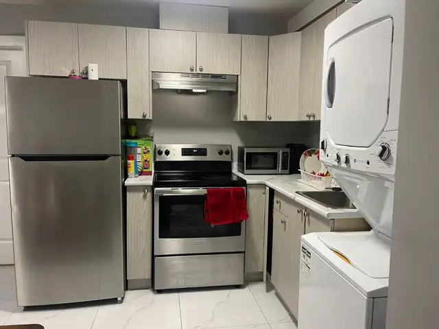 1 BED   1 BATH 550 SQ. FT. - Surrey, South Newton/ Sullivan - Photo 4