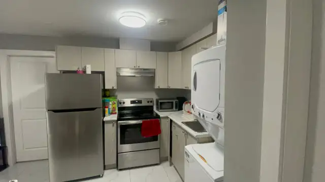 1 BED   1 BATH 550 SQ. FT. - Surrey, South Newton/ Sullivan - Photo 5