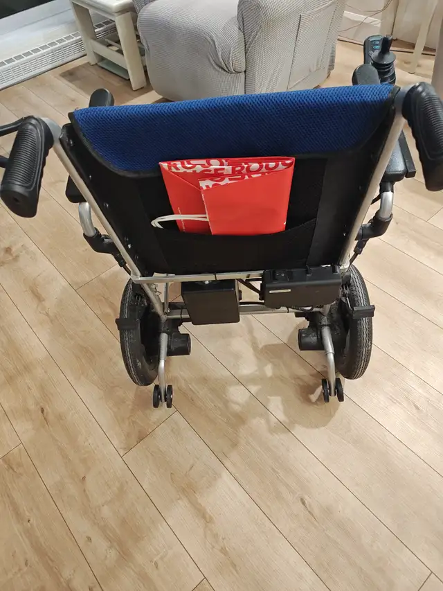 Chaise Fauteuil roulant électrique - Photo 6