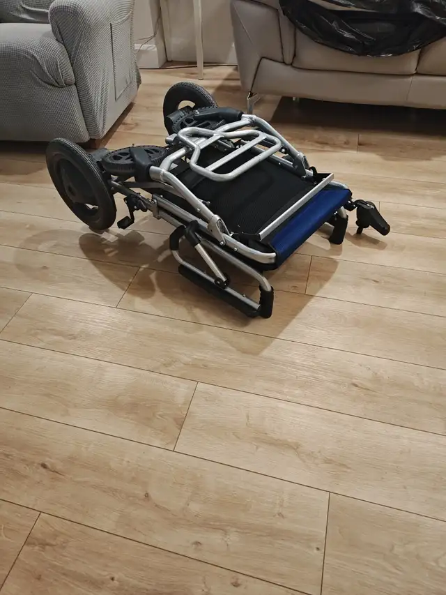 Chaise Fauteuil roulant électrique - Photo 8