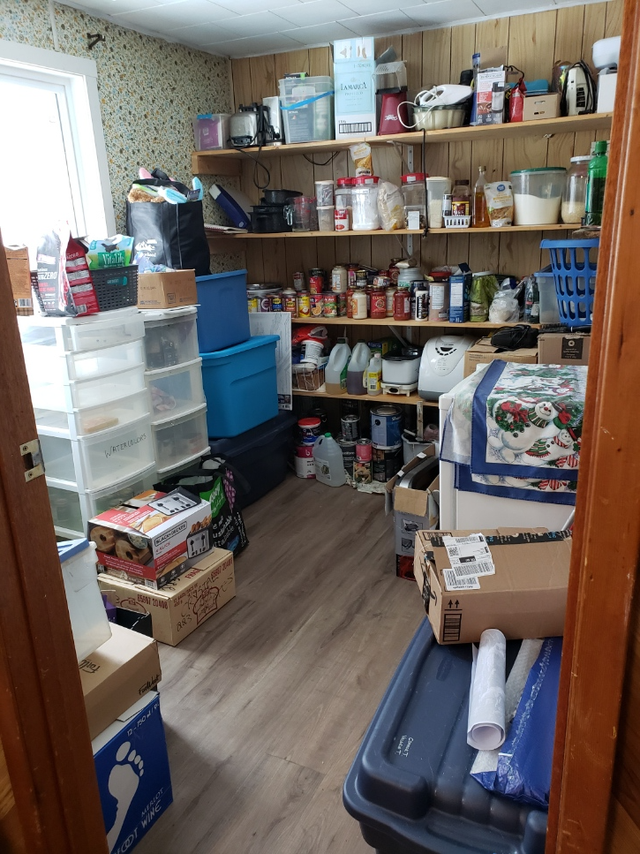 rustic ranch house on .6 acres for sale - Photo 7