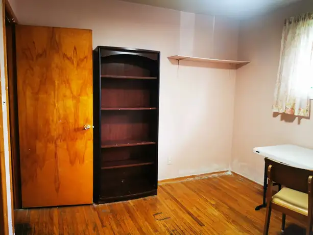 Room near Mohawk College for Rent - Photo 5