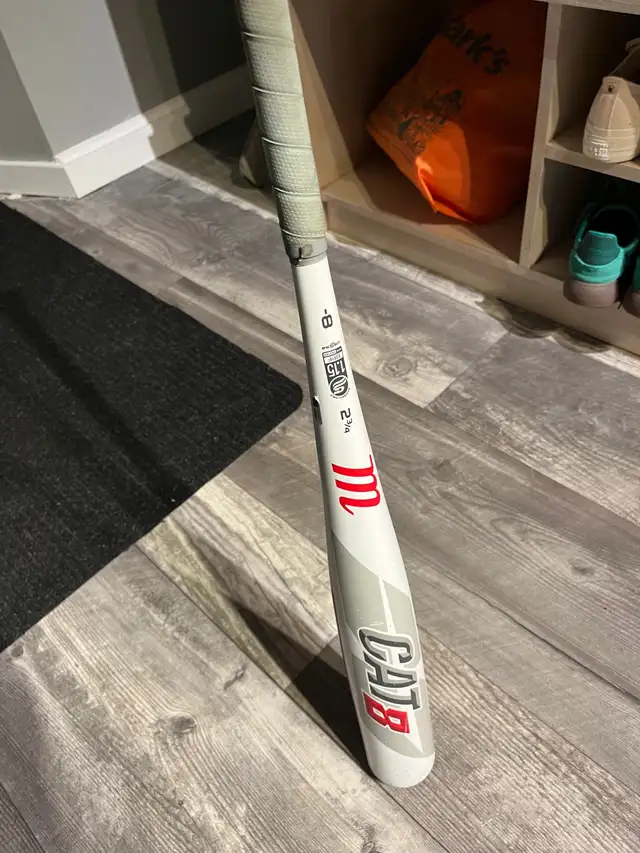 Cat 8 Baseball Bat - Photo 3