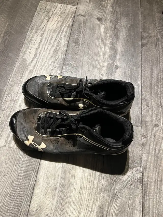 Baseball Cleats - Photo 3