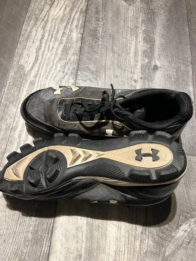 Baseball Cleats - Photo 4