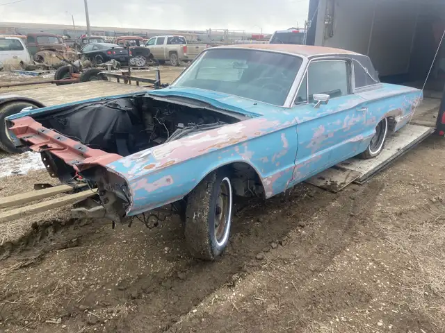 1966 Ford Thunderbird project or parts