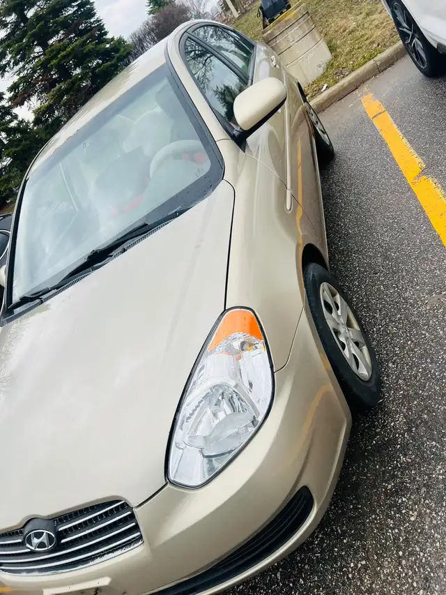 2011 Hyundai Accent Sport - Photo 6