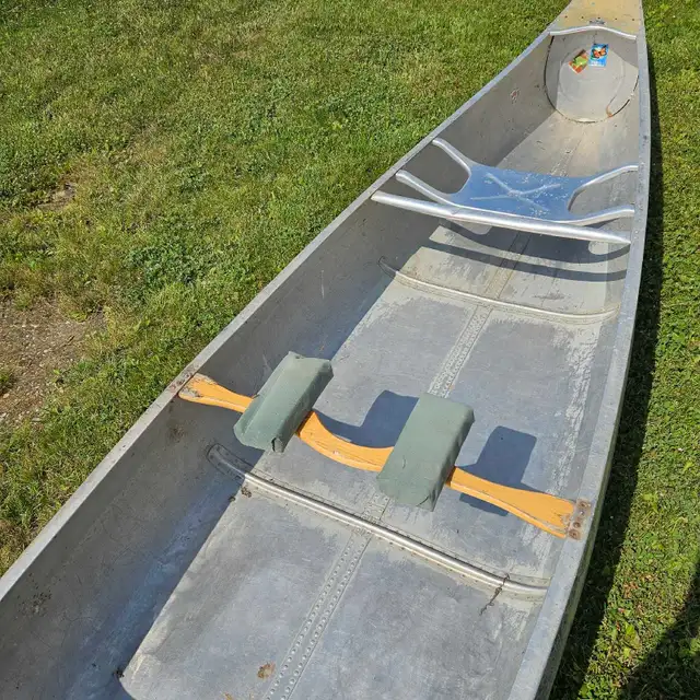Grumman canoe - Photo 3