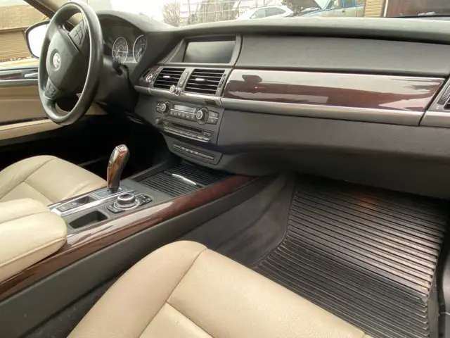 2011 BMW X5 35i - Photo 4